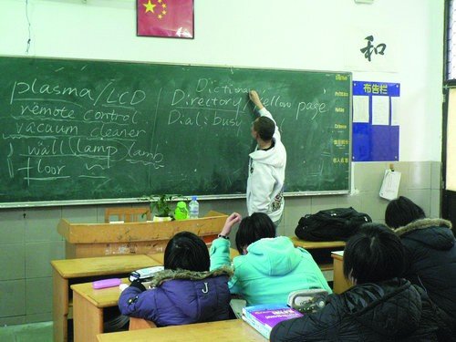 高三頻現(xiàn)“空巢班”提前留學(xué) 藝考半路出家