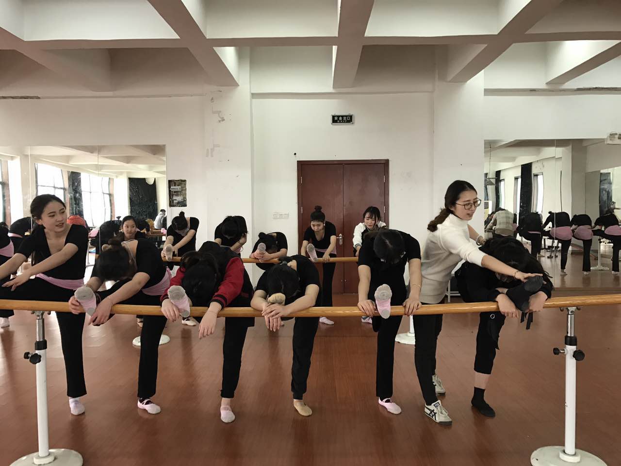 南京航空航天大學空乘專業是這么練成的